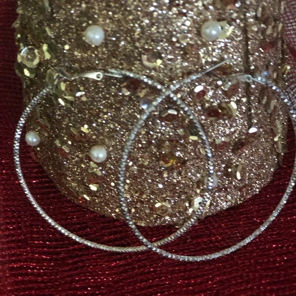 Elegant Silver Hoop Earrings - Picture 2 of 7